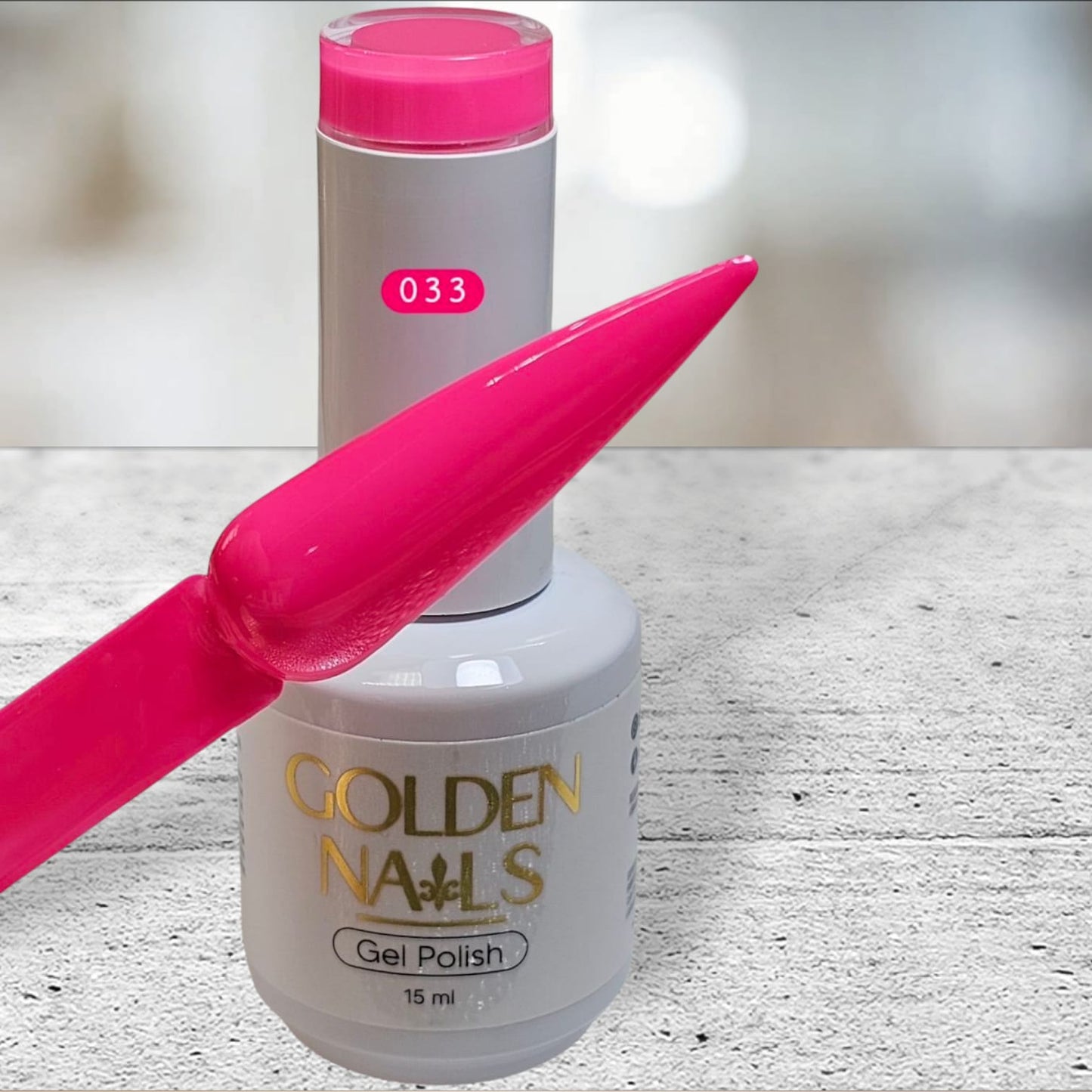 GEL POLISH GOLDEN NAILS