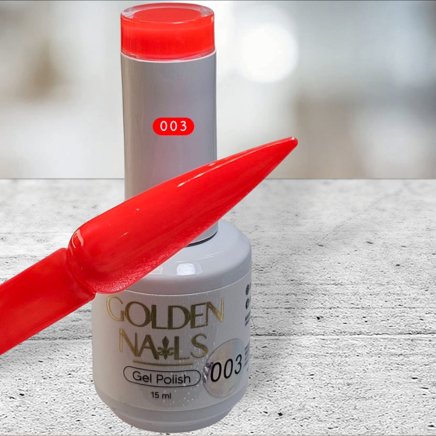 GEL POLISH GOLDEN NAILS