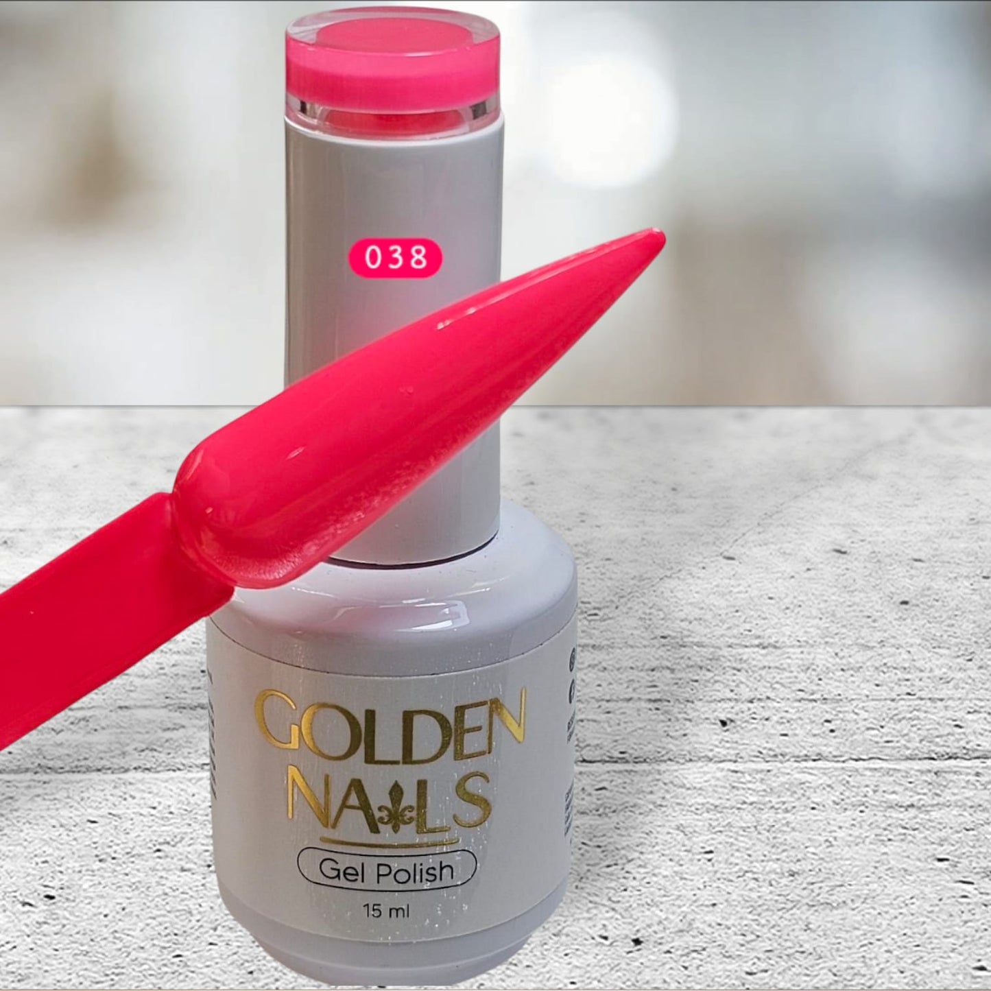 GEL POLISH GOLDEN NAILS