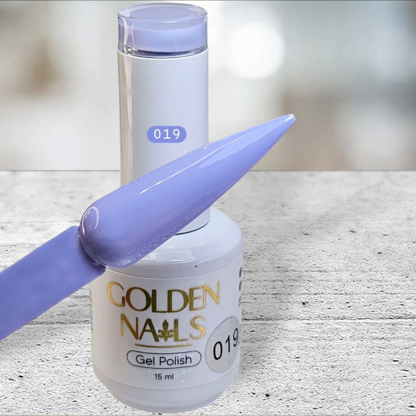 GEL POLISH GOLDEN NAILS